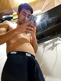 Axeltu77 webcam stripchat model stream image