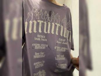 freakfarm webcam model stream image