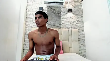 XAVI_LEE webcam model stream image