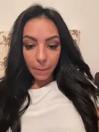 KallyK webcam model stream image