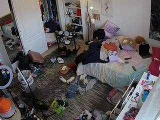 voyeurcam-hornyhostel-02 webcam model stream image