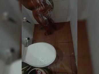 Sara-301 webcam model stream image