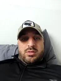 Mertozer01 webcam model stream image