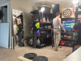 brad_bounce webcam model stream image