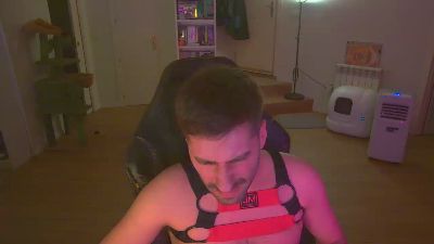 bigdickyoun1 webcam cam4 model stream image