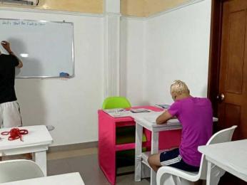 B612a webcam model stream image