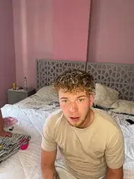 NickyGold_Official webcam model stream image