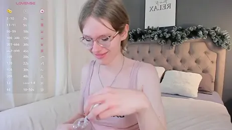 AnGee_ webcam model stream image