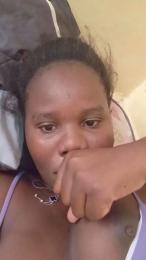 harry_flo webcam model stream image