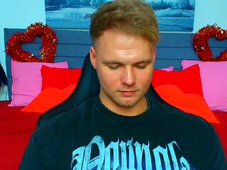 Robin Rieff webcam model stream image