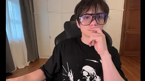 SasukeUhchiaa webcam model stream image