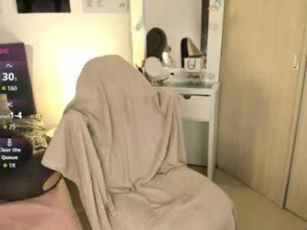 hollyprincess_2 webcam model stream image