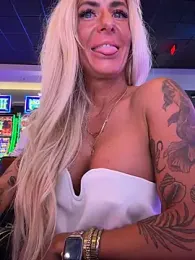 blondiluvsanal webcam model stream image