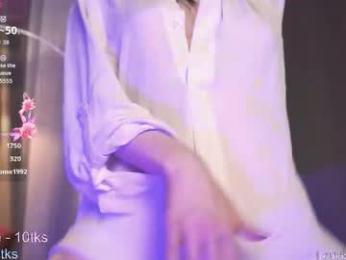 _dearkate_ webcam model stream image