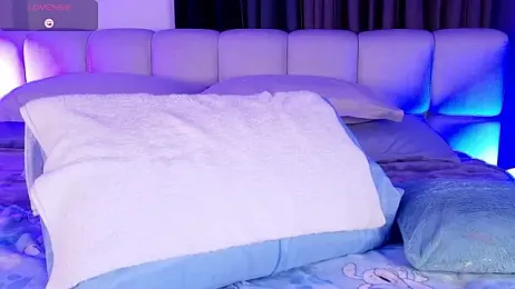 sweetieluna01 webcam model stream image