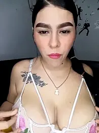 BigTits_Kitty webcam model stream image