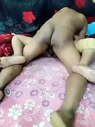 modhu82 webcam stripchat model stream image