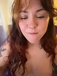 JennKenobi webcam model stream image