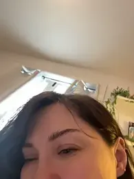 JennKenobi webcam model stream image