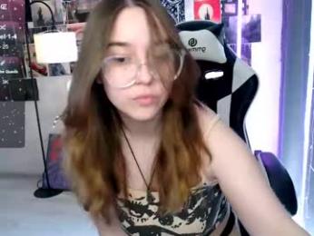ameliameadd webcam model stream image