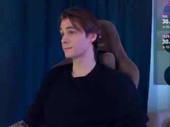 debugmee webcam chaturbate model stream image