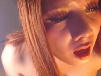 yourlovelynaja webcam chaturbate model stream image