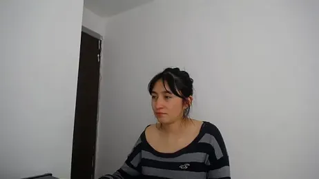 Arielle_lov webcam model stream image