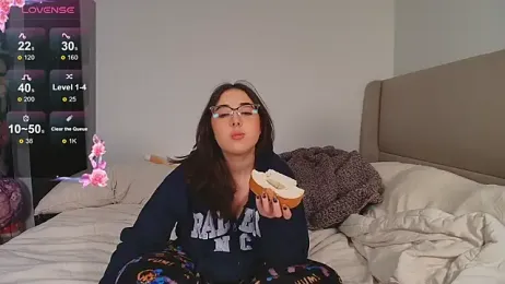 LiloshRoxy webcam model stream image