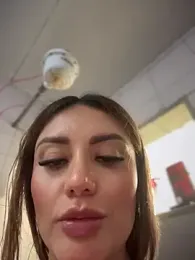 Miss_ary webcam model stream image