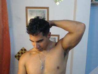 King Raul webcam model stream image