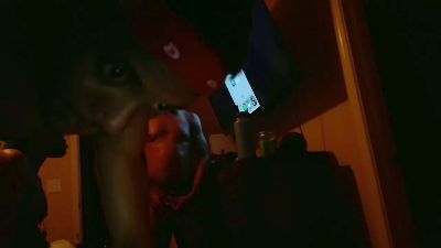 Breedme4free webcam model stream image