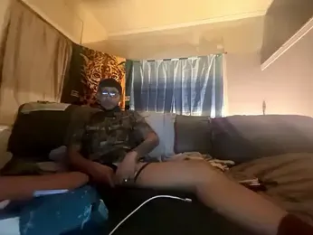 ThrowedWorldWide webcam model stream image