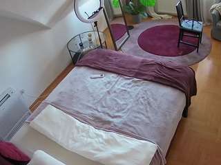 voyeurcam-julmodels-whitebed-4 webcam model stream image