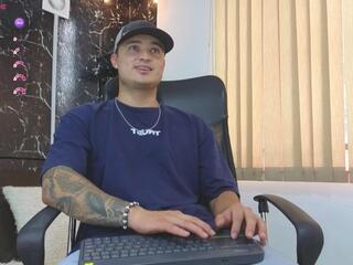 Allanx Ferrer webcam model stream image