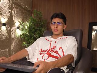 Marco Ethhan webcam model stream image