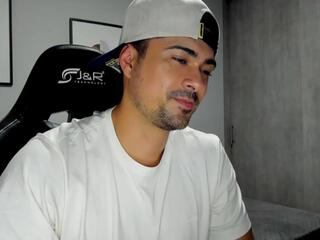 Wext webcam flirt4free model stream image