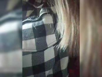 Xo4y-Tpax webcam model stream image