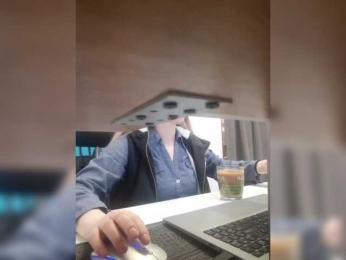 Xo4y-Tpax webcam model stream image