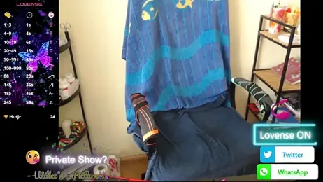 RealManHaveHairy webcam stripchat model stream image