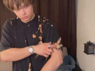 bigberainbigcock webcam model stream image