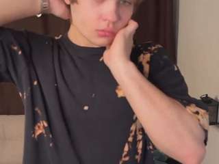 bigberainbigcock webcam model stream image