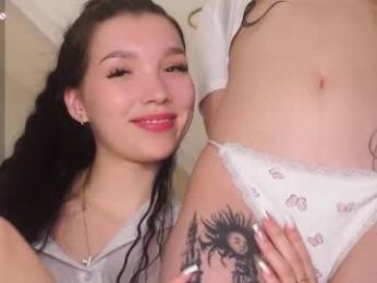 blue_bow webcam model stream image