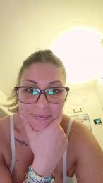 Ginny32 webcam model stream image