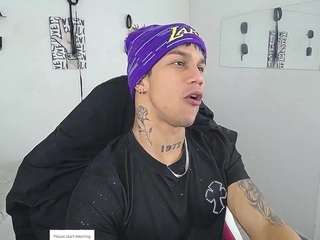 leonardprice1 webcam camsoda model stream image