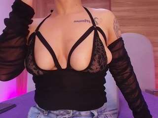 aurora-mr webcam model stream image