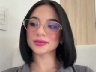 kiraalopez webcam camsoda model stream image