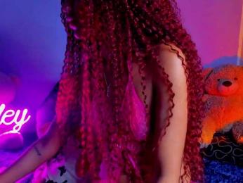 ashley-jenner webcam model stream image