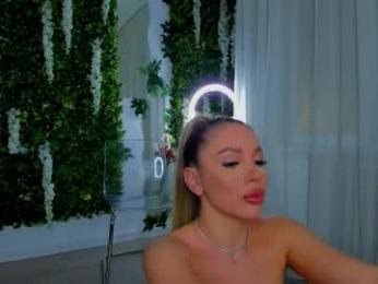 zinasquirts webcam model stream image