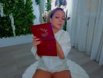 zinasquirts webcam model stream image