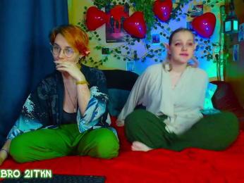 Tricky_Kitsune webcam bongacams model stream image